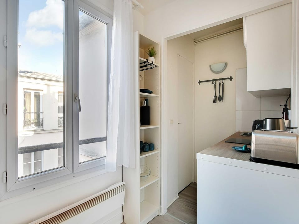 Cosy studio - 2P - Place de la Bastille Hotel in Paris