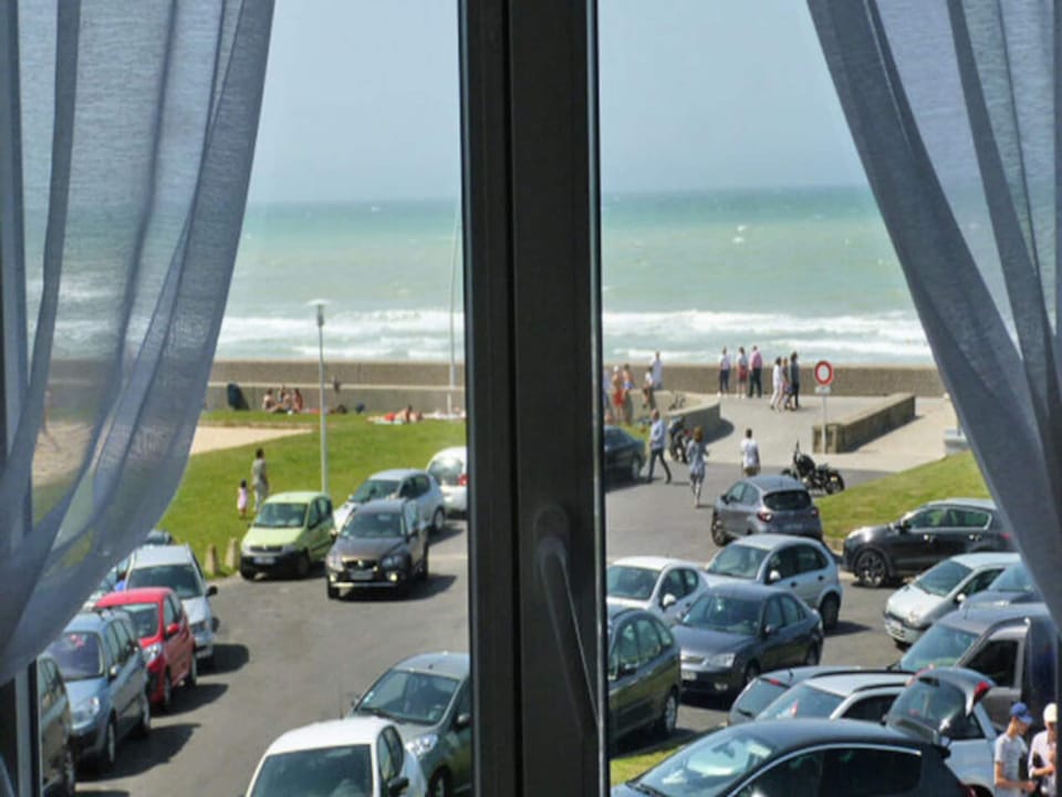 Rooms 5 People Hotel in Normandy