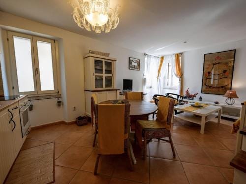 Sleek and Trendy Downtown Apartment - One Bedroom Apartment Hotel in Rovinj