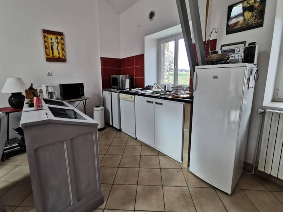 House 5 People Hotel in Auvergne-Rhône-Alpes