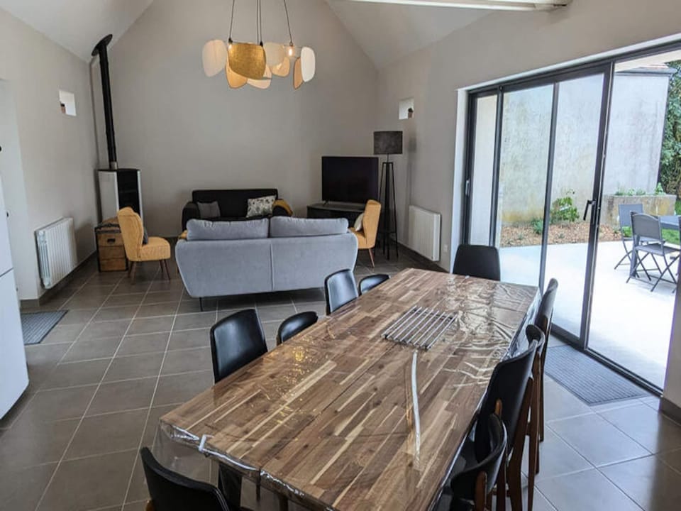 House 10 People Hotel in Centre-Val de Loire
