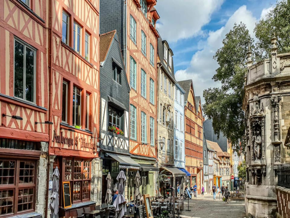Apartments for 4 People Hotel in Rouen