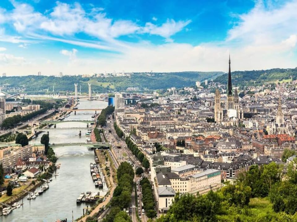 Apartments for 4 People Hotel in Rouen