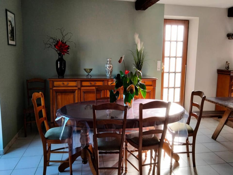 House 6 People Hotel in Centre-Val de Loire