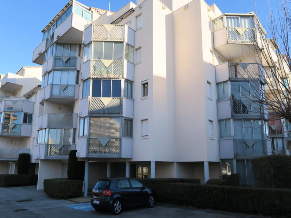 Residence apartment with swimming pool close to the beaches Hotel in Le Grau-du-Roi
