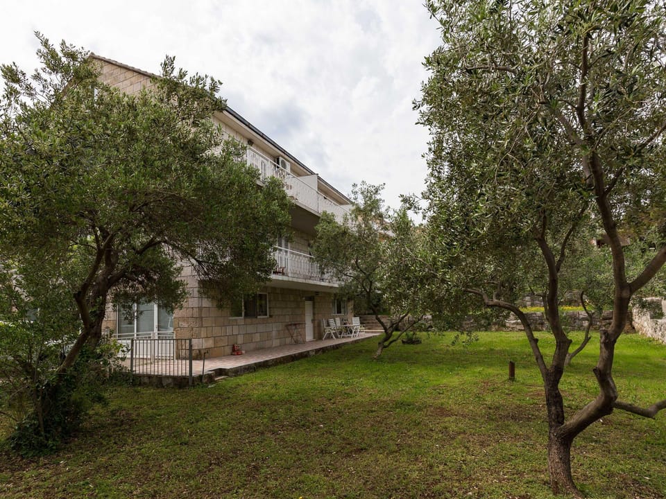 Apartments Sany - One Bedroom Apartment with Balcony and Sea View Hotel in Cavtat