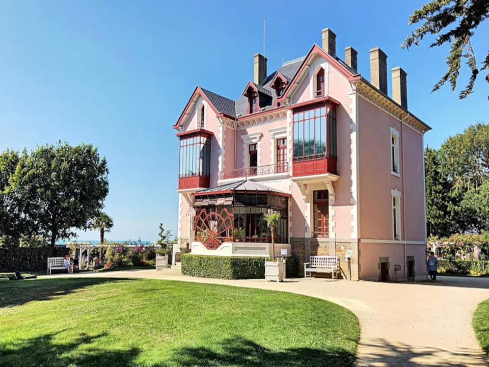 Room 2 People Hotel in Saint-Pair-sur-Mer