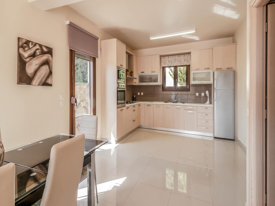 Bedroom villa near Heraklion Resort in Crete