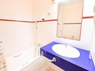 Bright Studio With Balcony Hotel in Combloux