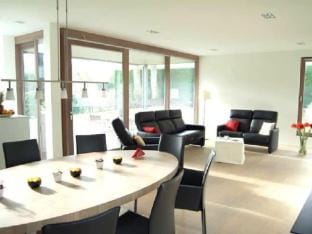 The Breakdown at Sea Hotel in De Panne