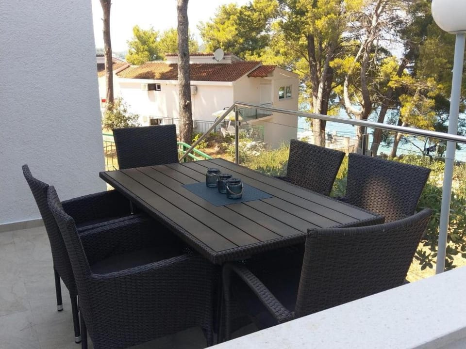 Lumbarda Resort Apartments - Comfort Two-Bedroom Apartment D7 Hotel in Dubrovnik-Neretva County