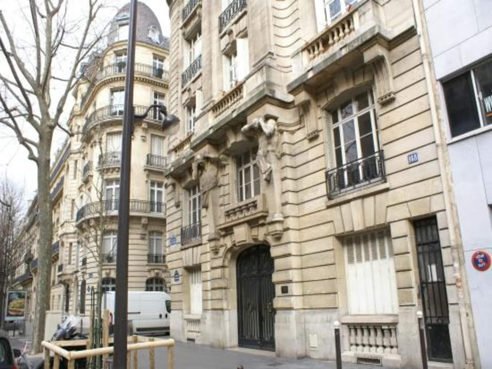 Apt 8 Min from Eiffel Tower Hotel in Paris