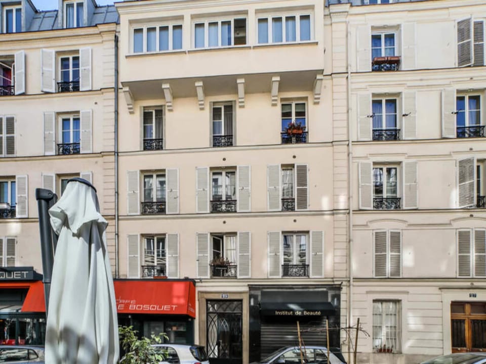 Apt 8 Min from Eiffel Tower Hotel in Paris