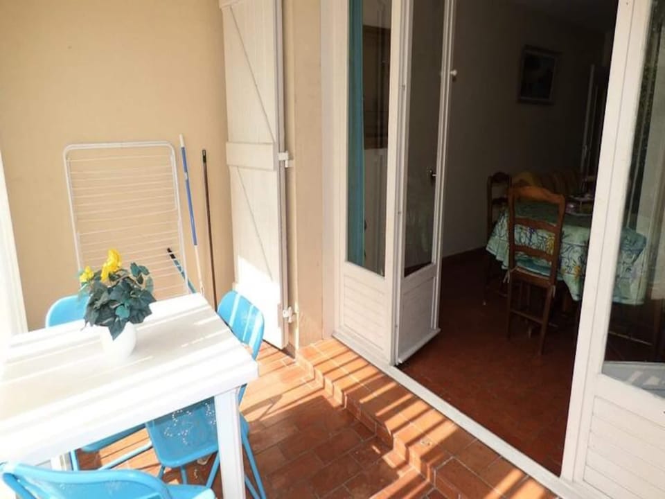 Rooms for 5 People Hotel in La Seyne-sur-Mer