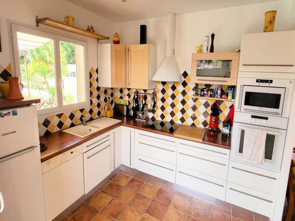 House 9 People Hotel in Six-Fours-les-Plages