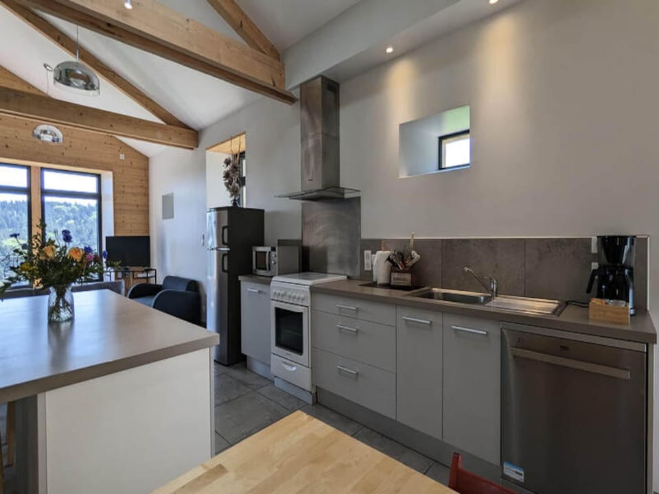 House 8 People Hotel in Auvergne-Rhône-Alpes