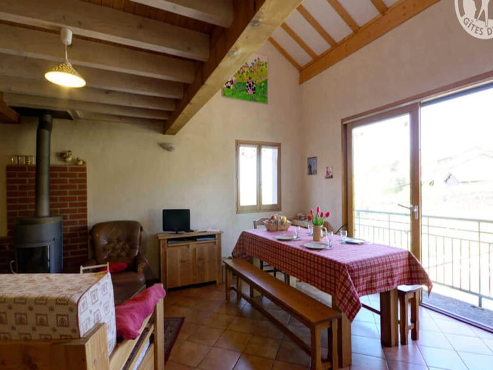 House 5 People Hotel in Auvergne-Rhône-Alpes