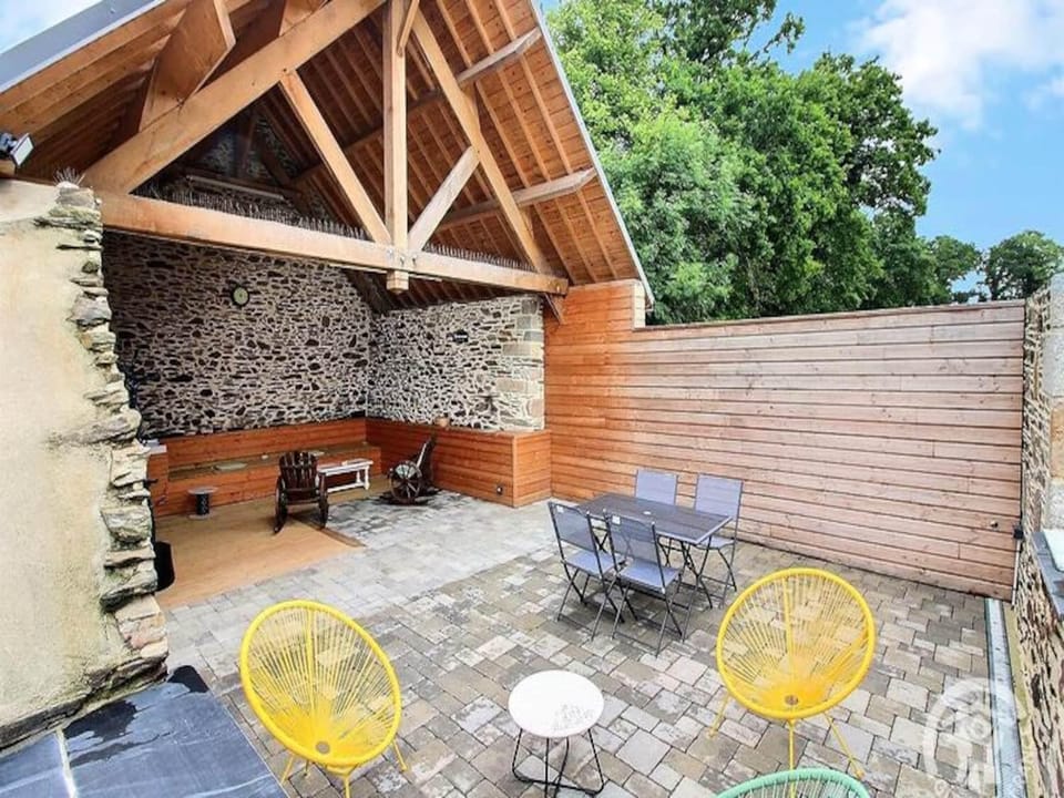 GAEte de France 4 people Hotel in Brittany