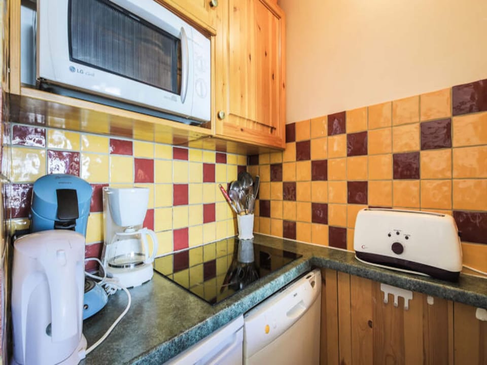 Studio in Reberty 1850 Les Menuires Hotel in Les Allues