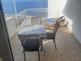 Sea View Apartments Lendic Podgora - Classic Studio Apartment with Terrace and Sea View Hotel in Split-Dalmatia County
