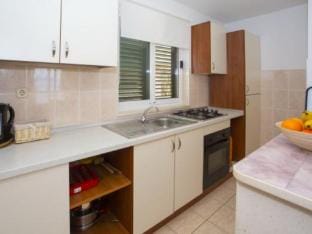 Sea View Apartments Lendic Podgora - Classic Studio Apartment with Terrace and Sea View Hotel in Split-Dalmatia County