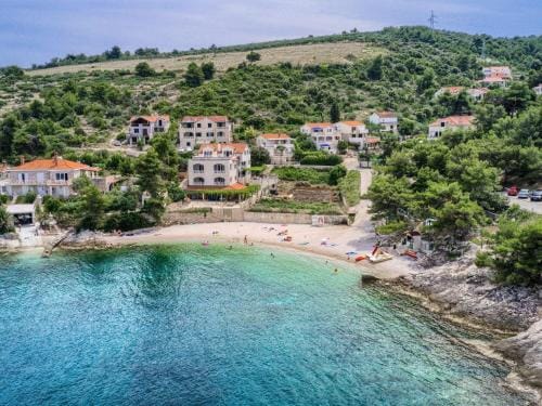 Apartments Ivo - Three bedroom apartment with terrace and sea view A1 Hotel in Split-Dalmatia County
