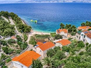 Apartments Ivo - Three bedroom apartment with terrace and sea view A1 Hotel in Split-Dalmatia County