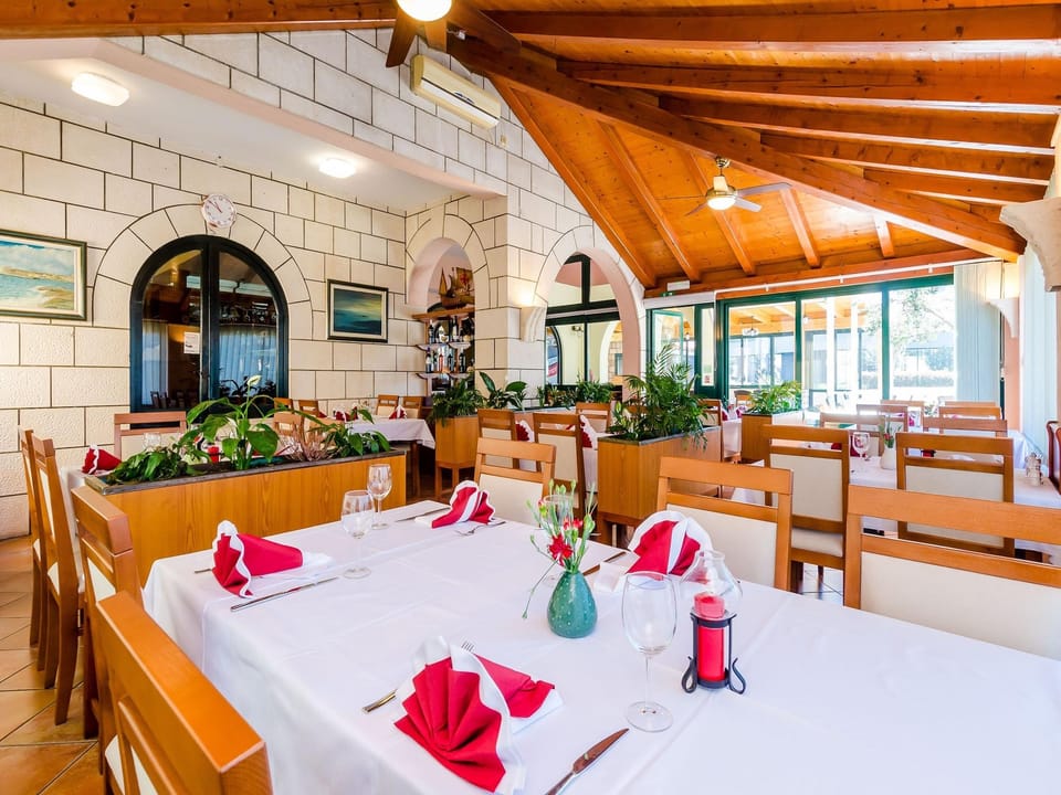 Pansion Srebreno - Double or Twin Room with Balcony Hotel in Srebreno
