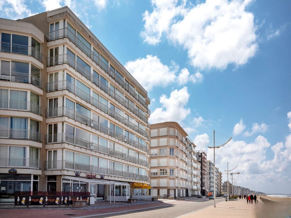Comfortable flat on the 5th floor in Koksijde Hotel in Koksijde