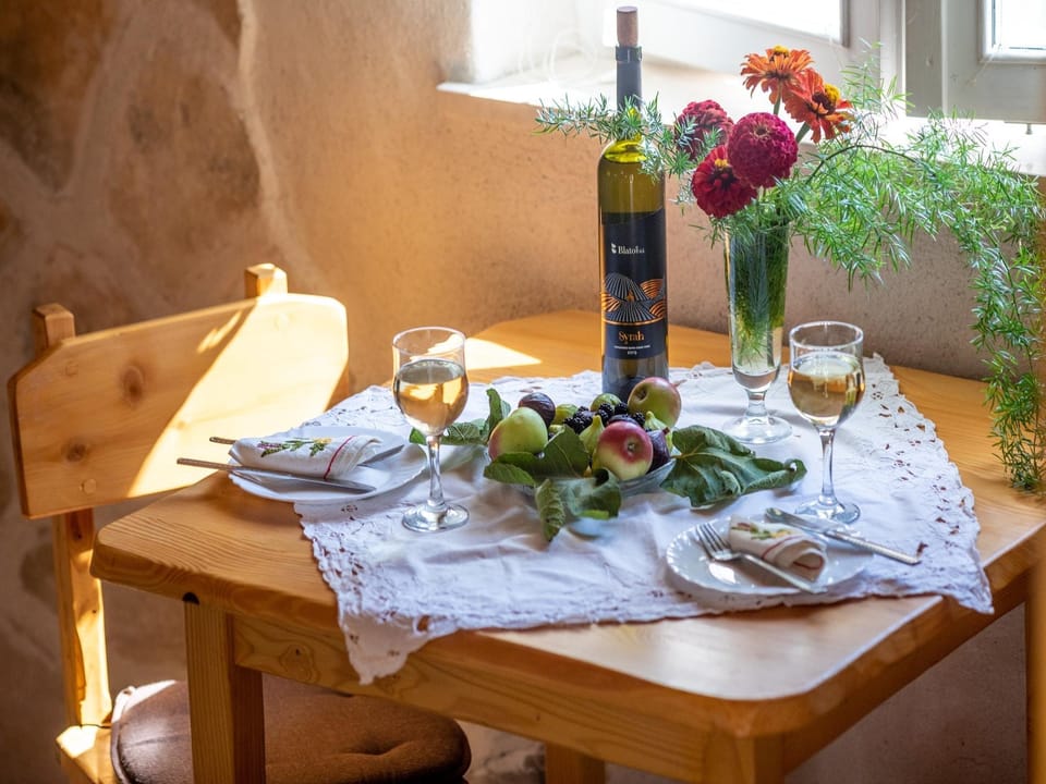 Stone House Harmony -Studio Apartment with Patio and Garden View  2 Hotel in Dubrovnik-Neretva County