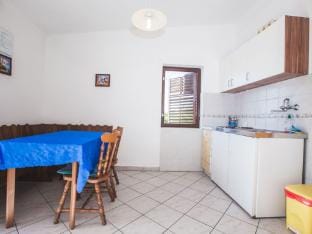Apartments Jug - Standard Studio Apartment with Balcony and Sea View Hotel in Lopar