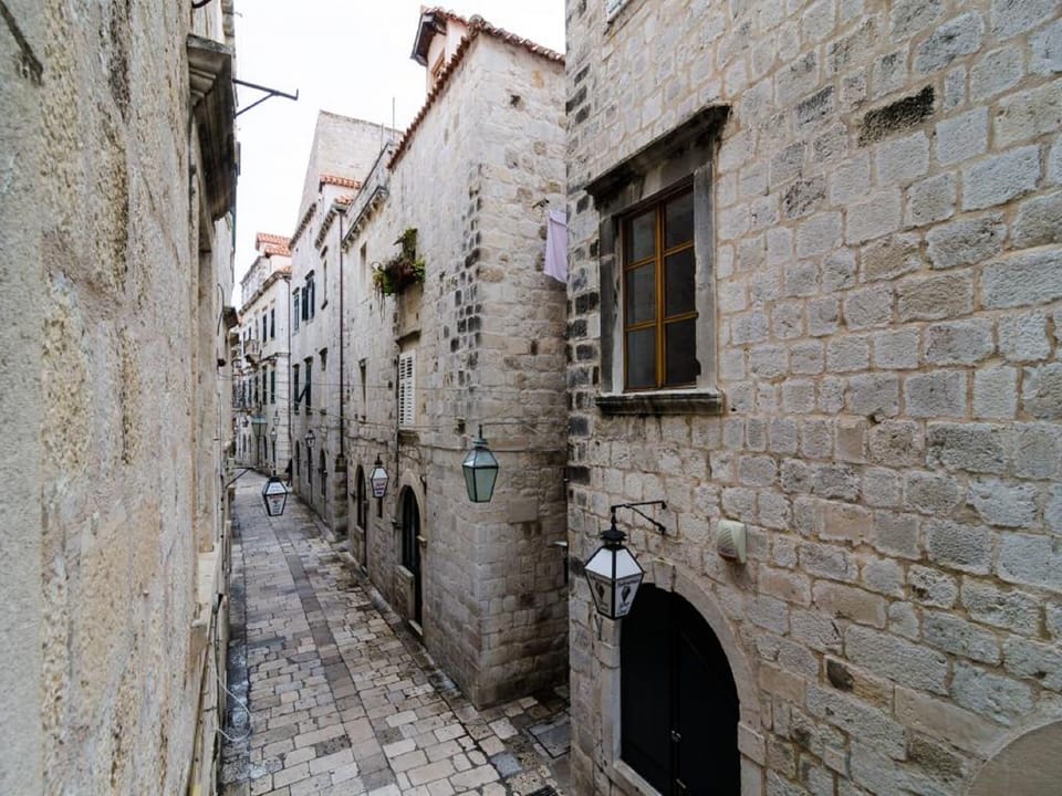 Rooms Jozomare - Standard Twin Room with Shared Bathroom First floor Hotel in Dubrovnik