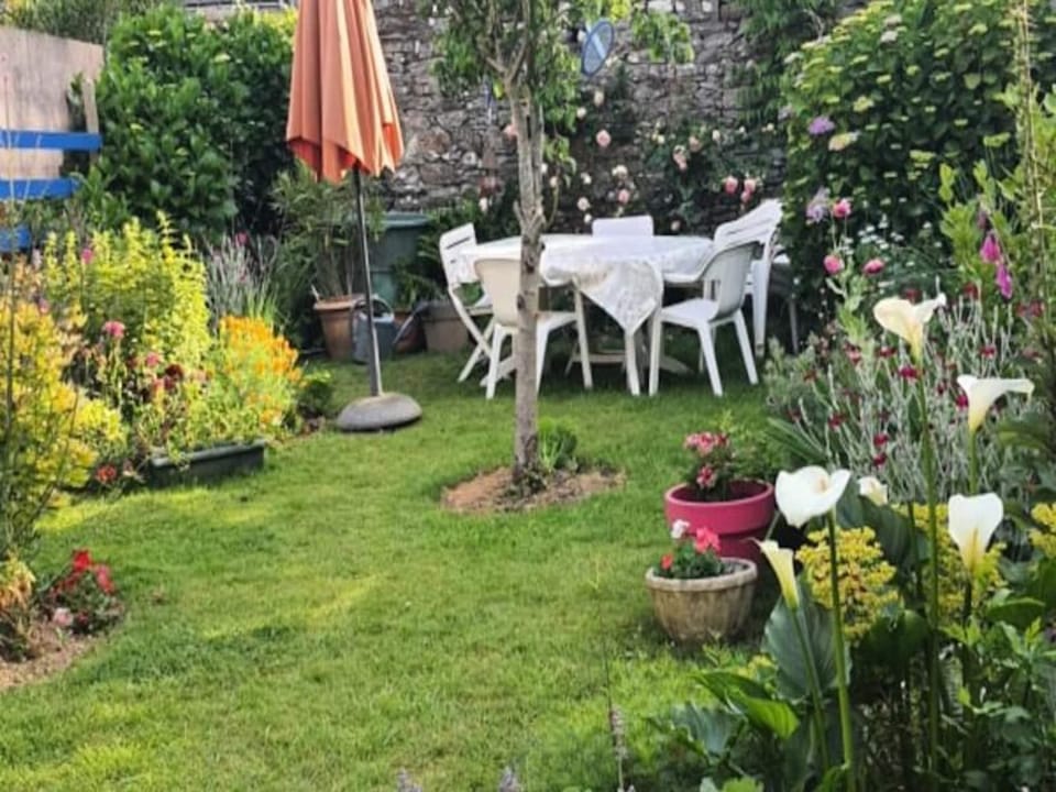 Houses  Villas for 5 People Hotel in Brittany