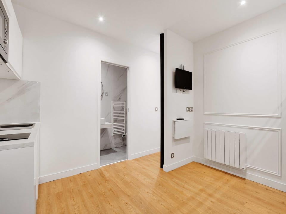 Comfortable studio - 1BR4P - Republique Hotel in Paris