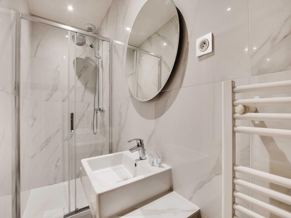 Comfortable studio - 1BR4P - Republique Hotel in Paris