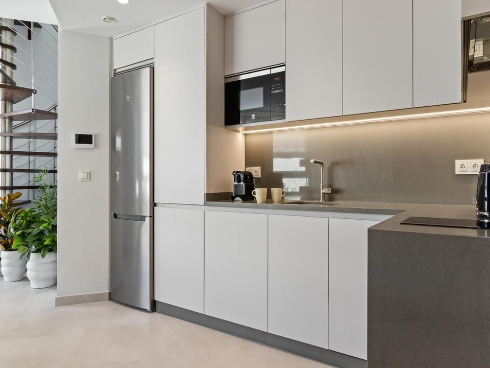 Montemar Retreat with Private Pool Apartment in Torremolinos