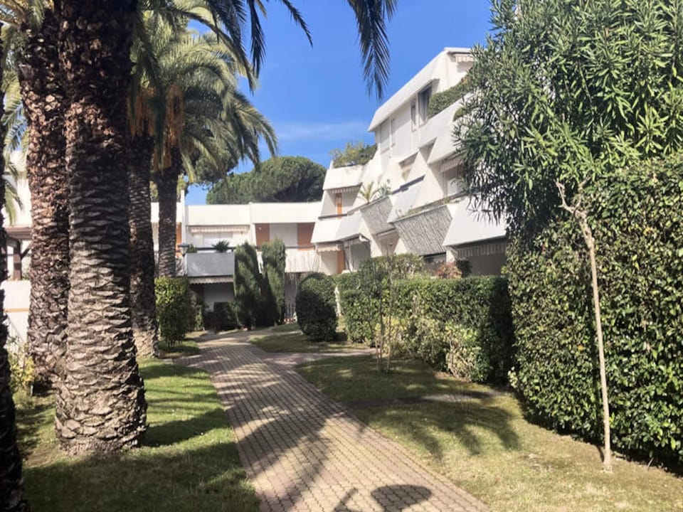 Cyprianes BOUBAL PONS 2P 4 PERS Hotel in La Grande-Motte