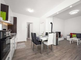 Villa in Gajana with heated pool Hotel in Peroj