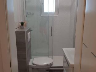 One-Bedroom Sea View Apartment Hotel in Novalja