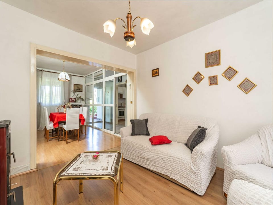 Villa Desin - Three Bedroom Apartment with Terrace and Garden View Resort in Dubrovnik-Neretva County