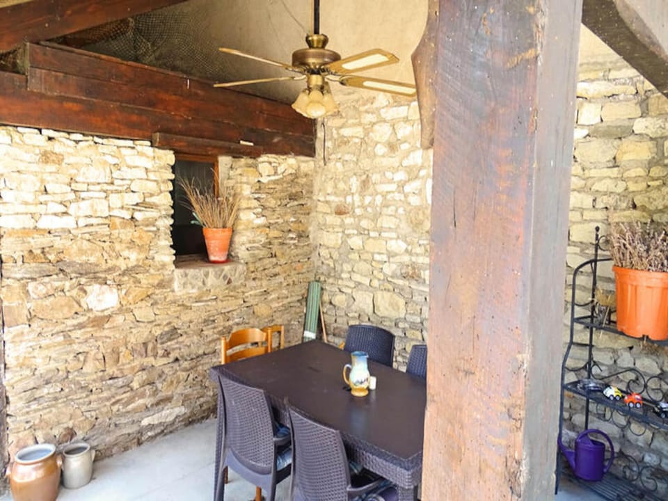 House 4 People Hotel in Auvergne-Rhône-Alpes