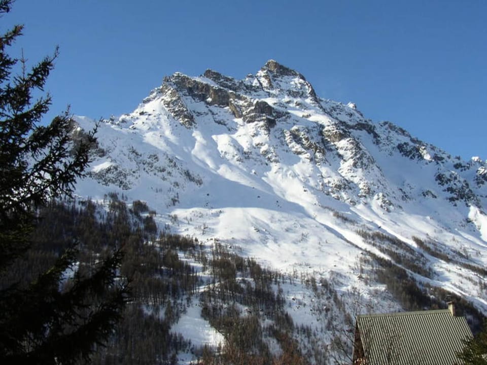 Apartment for seven people with garden Hotel in Le Monêtier-les-Bains
