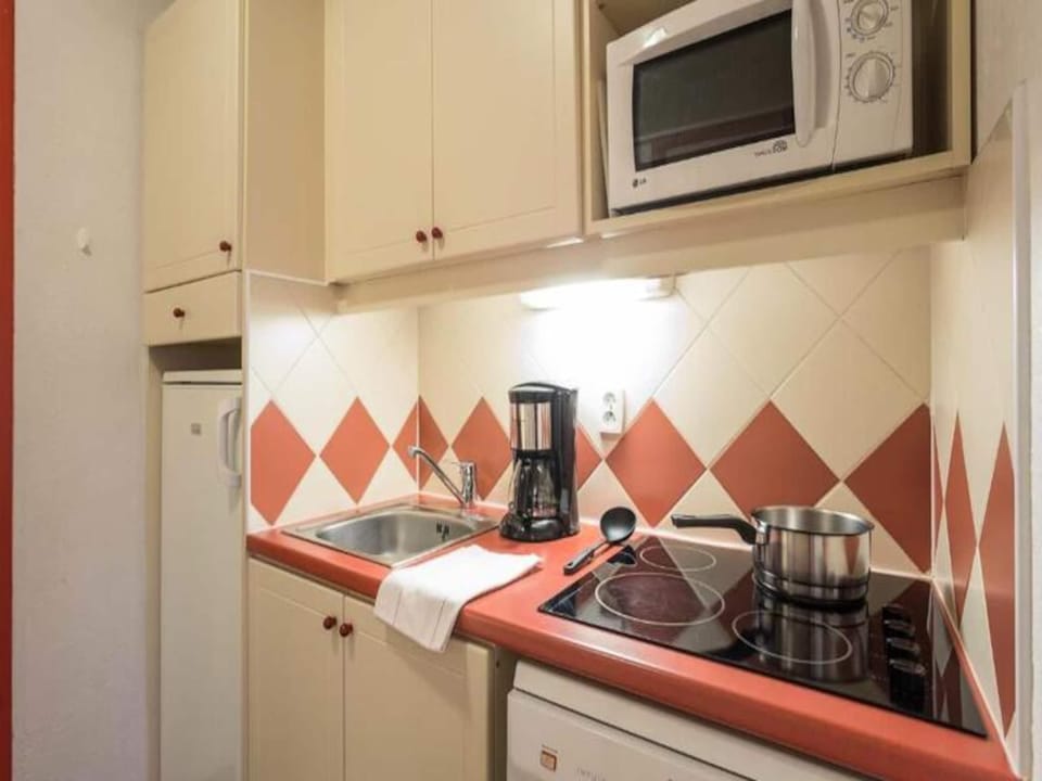Apartment 8 people - 1 bedroom  1 sleeping area - River Hotel in Chamonix