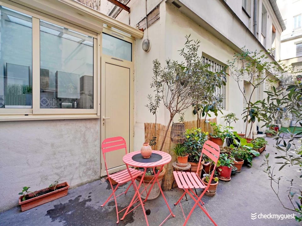 Magnificent studio - 2P - Place de la Bastille Hotel in Paris