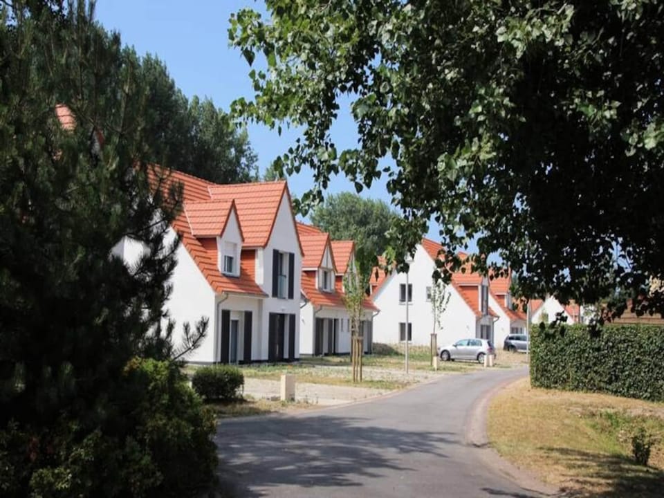 House RhpneLoire 4 Rooms Duplex 6 People Hotel in Berck