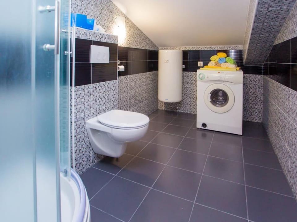 Apartments Grljusic - One Bedroom Apartment with Sea View 207 Hotel in Makarska