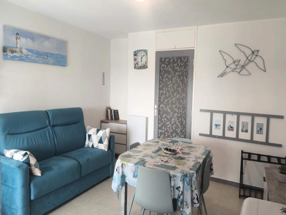 Rooms 4 People Hotel in Arzon