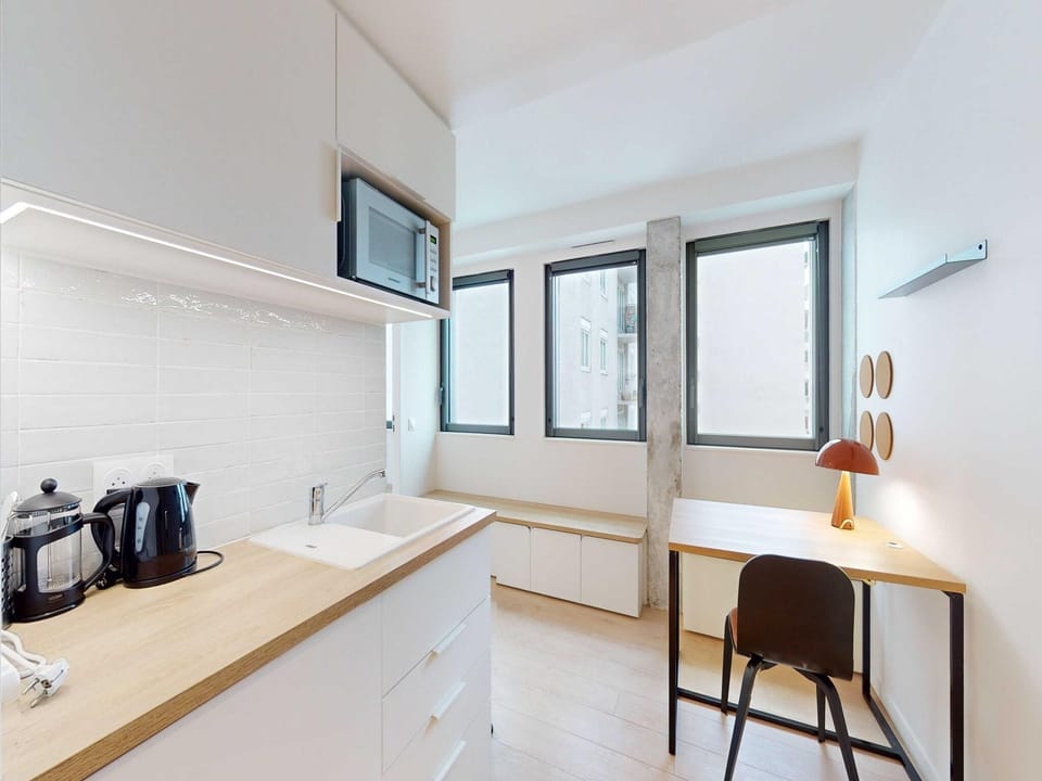 Room 1108 in a premium residence- SportLavatory Hotel in Paris