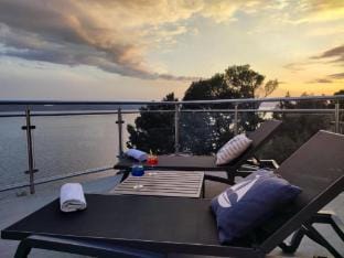 Villa Orada Superior Ground floor - 2 Bedroom apartment Hotel in Brela