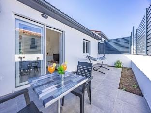 Attractive apartment in Peroj with terrace Hotel in Peroj
